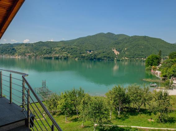 Apartmani Jezero 코니츠 외부 사진