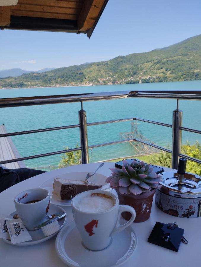 Apartmani Jezero 코니츠 외부 사진